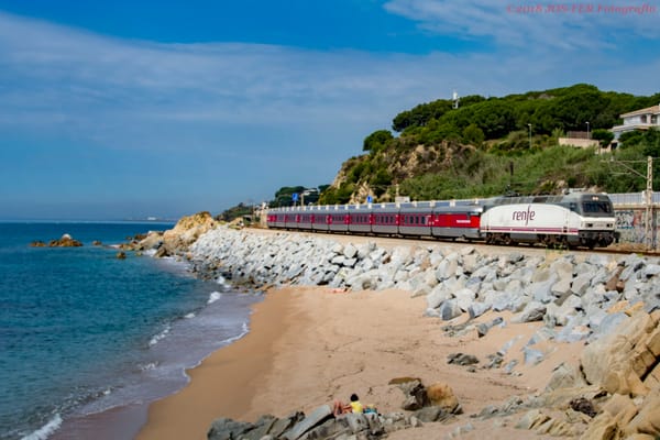 Talgo Catalán por la Costa Brava